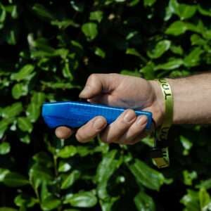 ERGONOIMIC-WAND-PROTECTIVE-COVER-IN-HAND